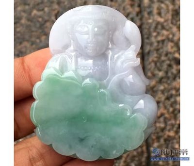 匠心传承 四会采石翁玉器店缅甸翡翠吊坠鉴赏